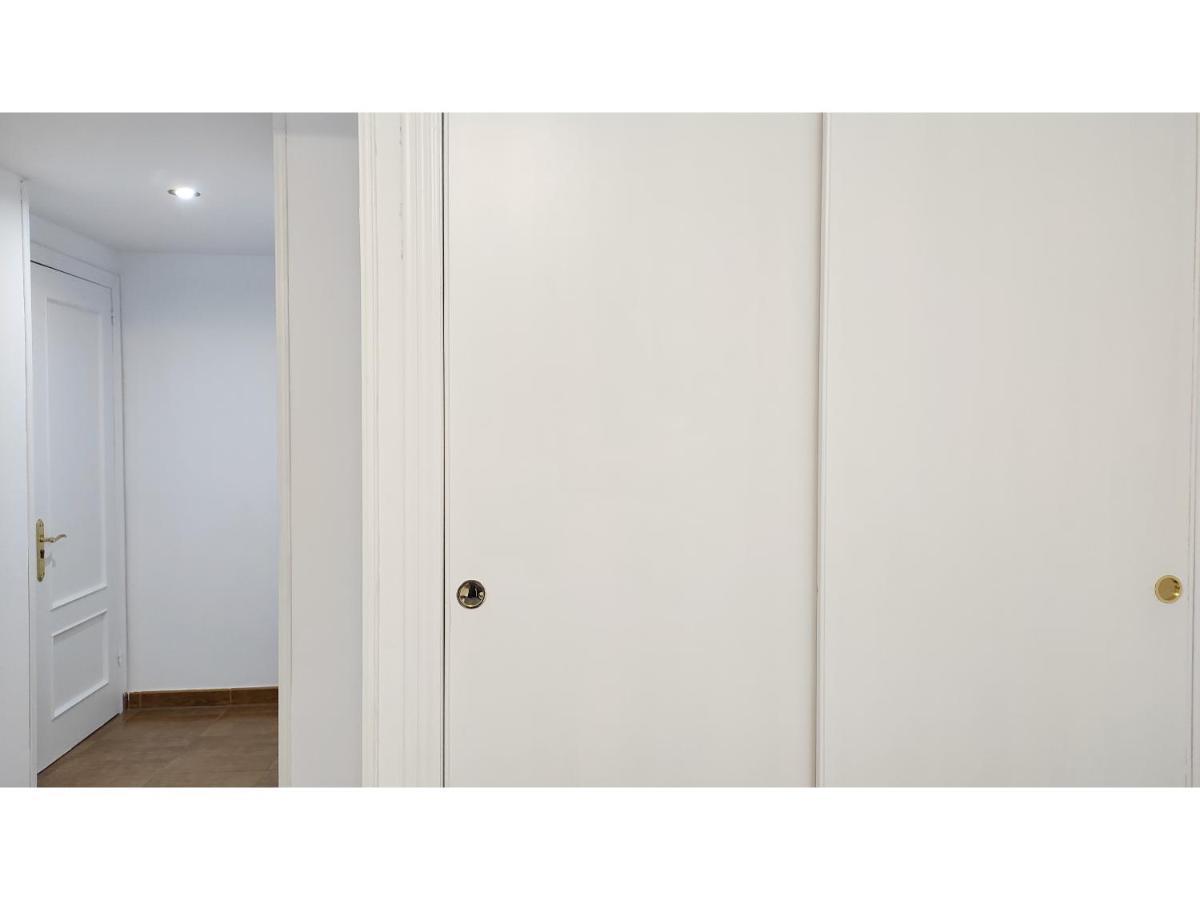 Pension Villa ** Комилас Екстериор снимка