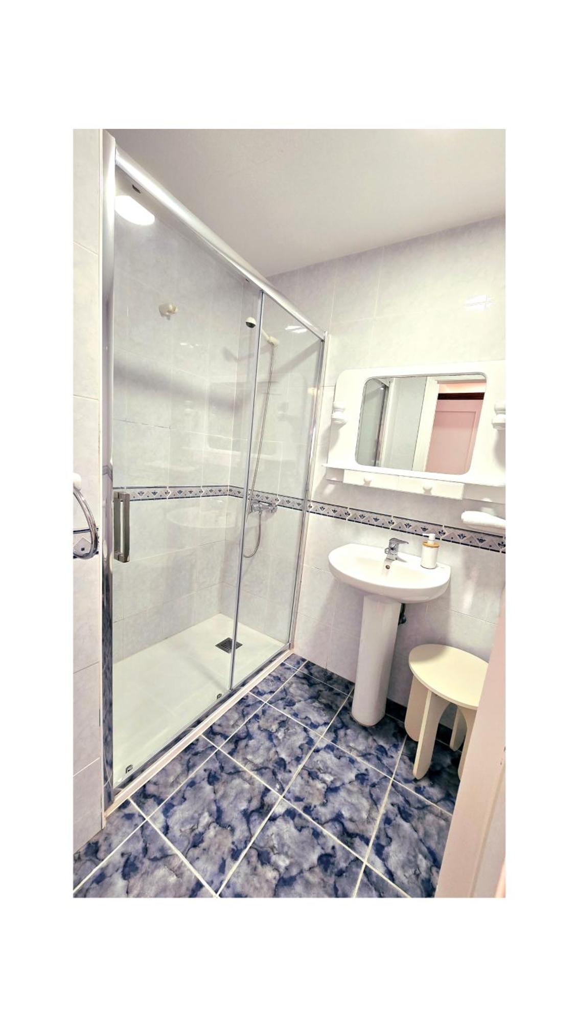 Pension Villa ** Комилас Екстериор снимка
